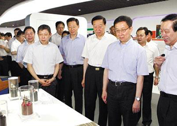国度副主席，，，，，，原中央政治局常委，，，，，， 时任上海市委书记韩正调查九州酷游(酷游·ku游)科技